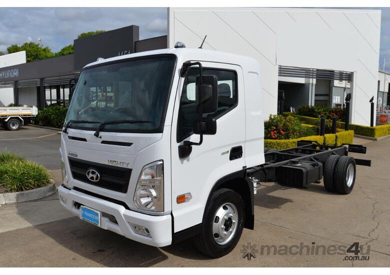 Buy Used 2022 hyundai 2022 HYUNDAI EX9 ELWB - Cab Chassis Trucks Cab ...