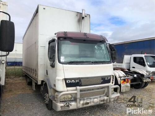 2004 DAF LF45 220