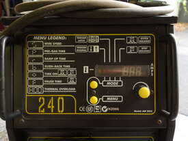 UniMig Procraft 240 Welder for gas or gasless welding - picture0' - Click to enlarge