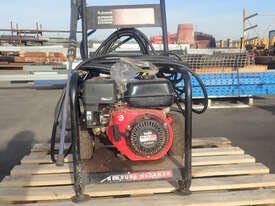 AUSTECH INDUSTRIES SCORPION PETROL PRESSURE WASHER - picture0' - Click to enlarge