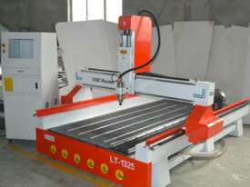CNC Machine router for sale  - picture0' - Click to enlarge