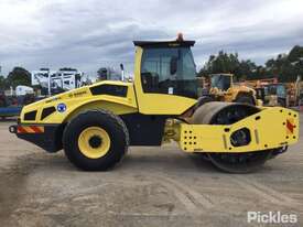 2020 Bomag BW219D-5 - picture1' - Click to enlarge