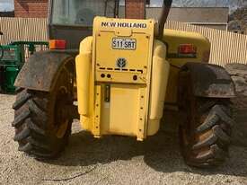 2008 New Holland LM740 Telehandler - picture2' - Click to enlarge