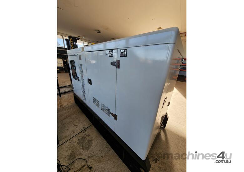 40 KVA Perkins Stamford Silenced Diesel Generator Set , Rental Spec 2976 Hours VGC 