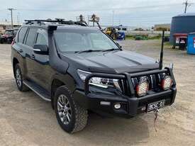 Toyota Landcruiser Prado GDJ150R - picture0' - Click to enlarge