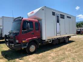 2004 Isuzu FRR 550 Pantech RV Truck - picture1' - Click to enlarge