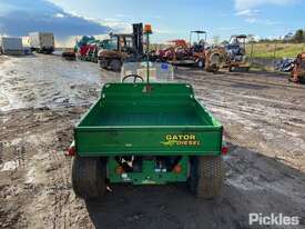 2000 John Deere TH 6X4 Gator - picture1' - Click to enlarge