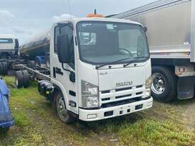 Isuzu NLR - picture0' - Click to enlarge