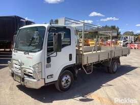 2013 Isuzu NPR 200 - picture0' - Click to enlarge