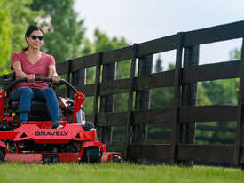 GRAVELY ZT HD 52