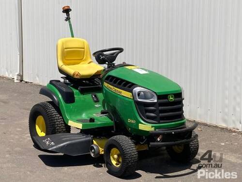 2017 John Deere D130