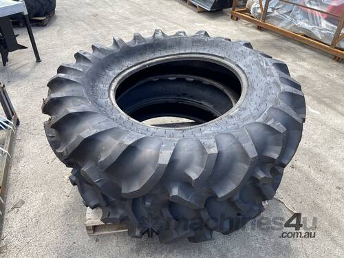 TRACTOR TYRE 16.9-30