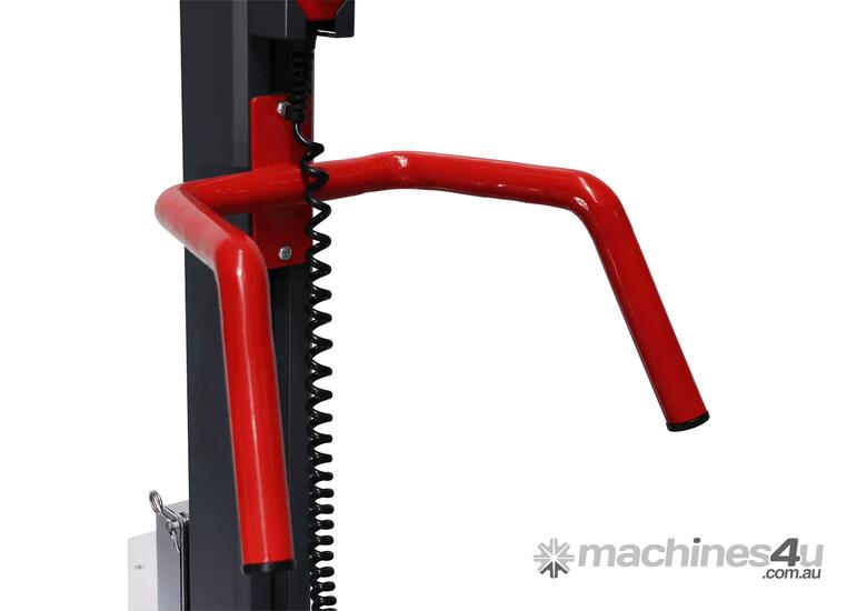 Logistec compact lifter