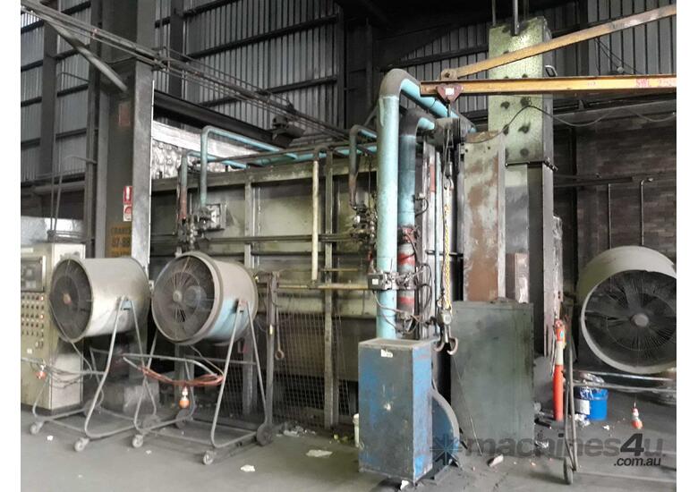 Used Wellman Wellman gas fired heat treatment oven Heat Treatment in