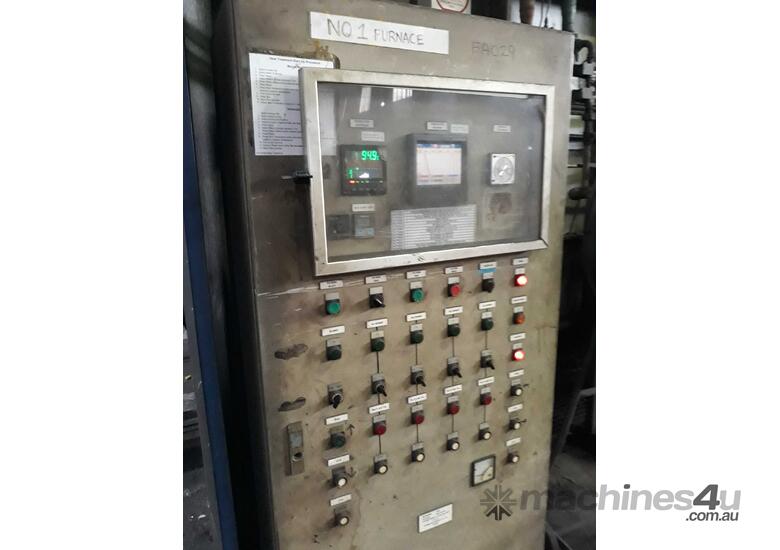 Used Wellman Wellman gas fired heat treatment oven Heat Treatment in