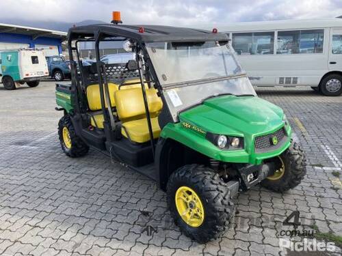 2011 John Deere Gator XUV550