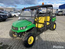 2011 John Deere Gator XUV550 - picture0' - Click to enlarge