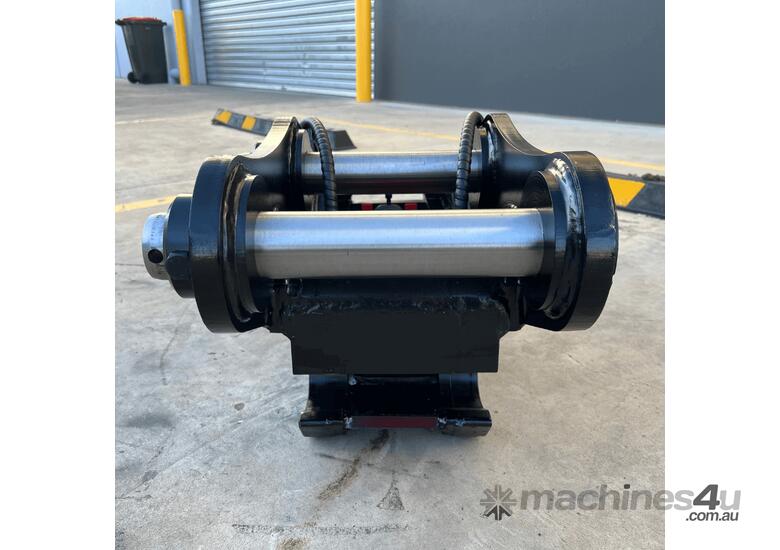 caption (BRAND NEW) Hydraulic Quick Hitch 1T - 1.9T + FREE SERVICING KIT (RRP $825)