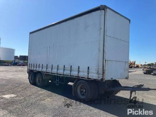 2008 Vawdrey Tri Axle Dog Trailer