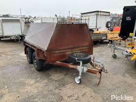 John Papas Trailers JPT Enclosed Tandem Axle Trailer - picture0' - Click to enlarge