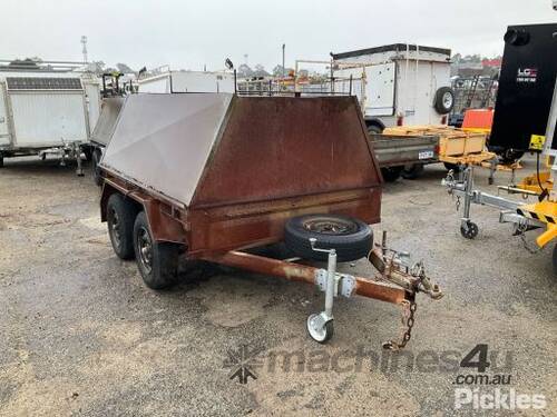 John Papas Trailers JPT Enclosed Tandem Axle Trailer