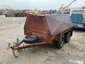 John Papas Trailers JPT Enclosed Tandem Axle Trailer - picture0' - Click to enlarge