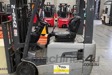 Nissan 3-Wheel Counterbalance Forklift: Brand New Traction Battery - Popular!