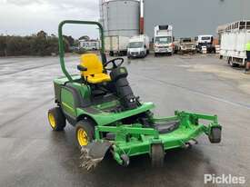 John Deere 1445 Series II 4WD Outfront Mower - picture0' - Click to enlarge