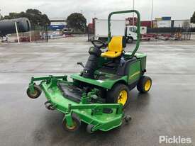 John Deere 1445 Series II 4WD Outfront Mower - picture1' - Click to enlarge