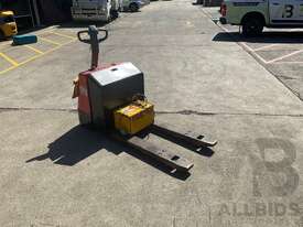  2009 Nichiyu PLD15-700-A11Z Walk Behind Forklift - picture0' - Click to enlarge