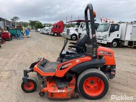 Kubota ZD1211 Zero Turn Ride On Mower - picture1' - Click to enlarge