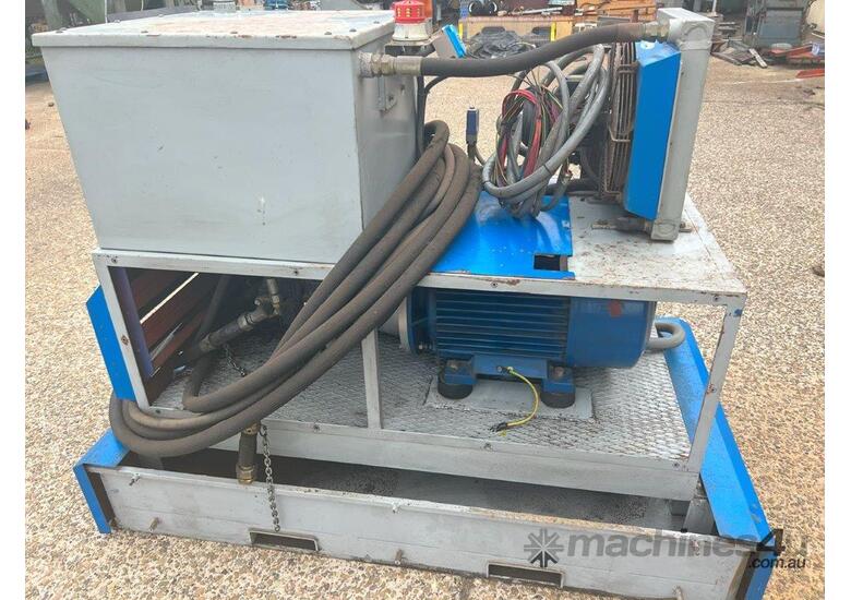 caption Satrind 37kw Hydraulic power with oil cooler