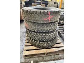 4 X BRIDGESTONE M711 11R X 22.5 TYRES - picture0' - Click to enlarge