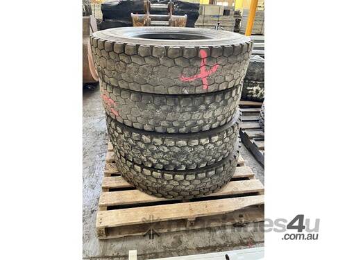 4 X BRIDGESTONE M711 11R X 22.5 TYRES