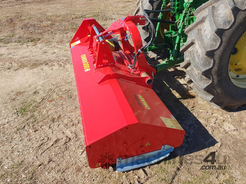 caption Omarv Cuneo 300H (Roller) Flail Mower (3m)