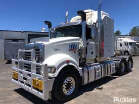 2011 Mack Trident Prime Mover Sleeper Cab - picture2' - Click to enlarge