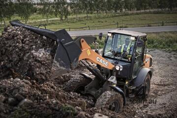 Case 321F Compact Wheel Loader