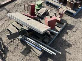 Comb Trailer Parts/Spares - picture2' - Click to enlarge