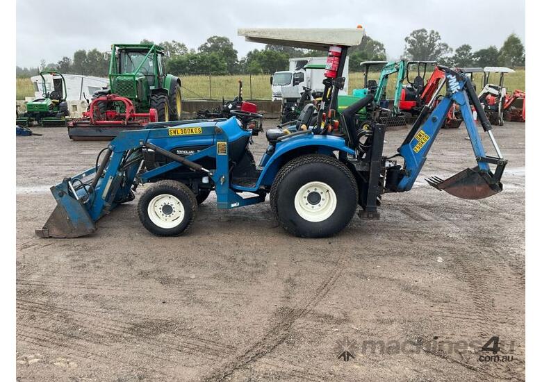 Used 2001 New Holland TC33D Construction Equipment in , Listed on