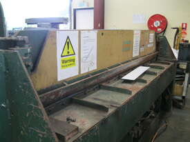 SHAW - KLEEN Australian Made  2450mm x 3mm Hydraulic Guillotine - picture1' - Click to enlarge