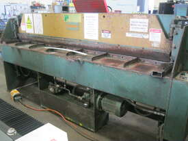 SHAW - KLEEN Australian Made  2450mm x 3mm Hydraulic Guillotine - picture0' - Click to enlarge