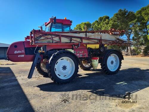 caption Self Propelled Hardi Alpha 4100 - FOR AUCTION!