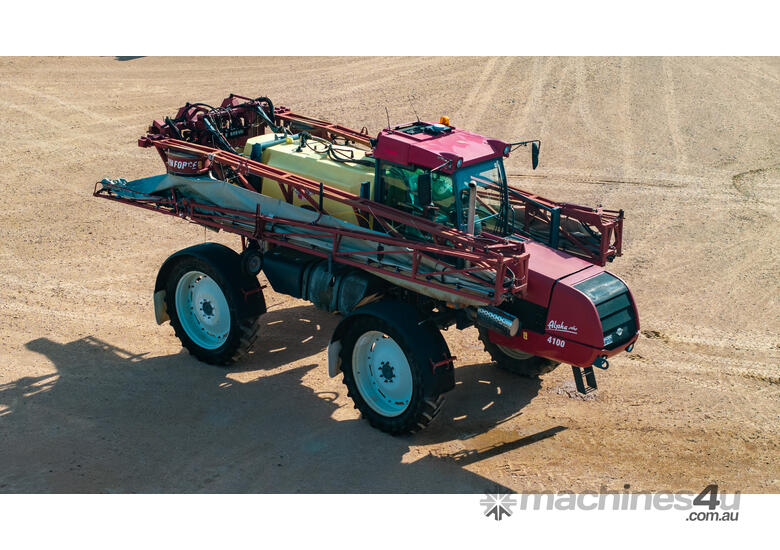 caption Self Propelled Hardi Alpha 4100 - FOR AUCTION!