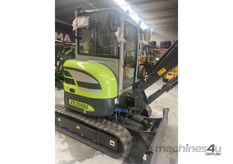 caption ZOOMLION ZE35GU - 3.8 Ton Excavator