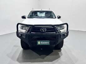 2021 Toyota Hilux SR (4x4) Diesel - picture2' - Click to enlarge
