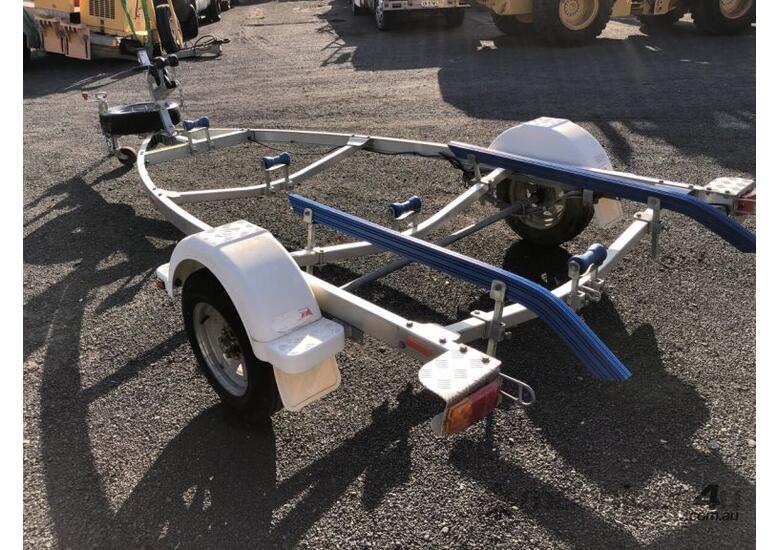 Buy Used 2018 telwater 2018 Telwater TELASMALL2 Boat Trailer Trailers ...