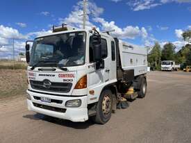 2018 Hino 500 1628 FG8J Street Sweeper (Dual Control) - picture1' - Click to enlarge