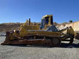 Komatsu D275A - picture0' - Click to enlarge