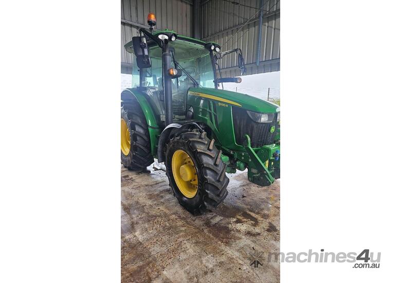 caption John Deere Tractor 90hp - Hydrostatic Steering, Cab Suspension for Ultimate Comfort!