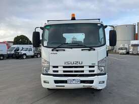 2013 Isuzu FRR600 MWB Hook Bin Lifter - picture0' - Click to enlarge